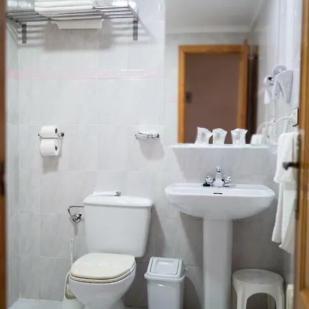 酒店 Quino 瓜尔达马尔·德尔·塞古拉