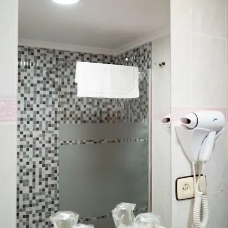 Quino 2* 瓜尔达马尔·德尔·塞古拉